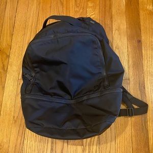 Lululemon city adventurer backpack 20L in black